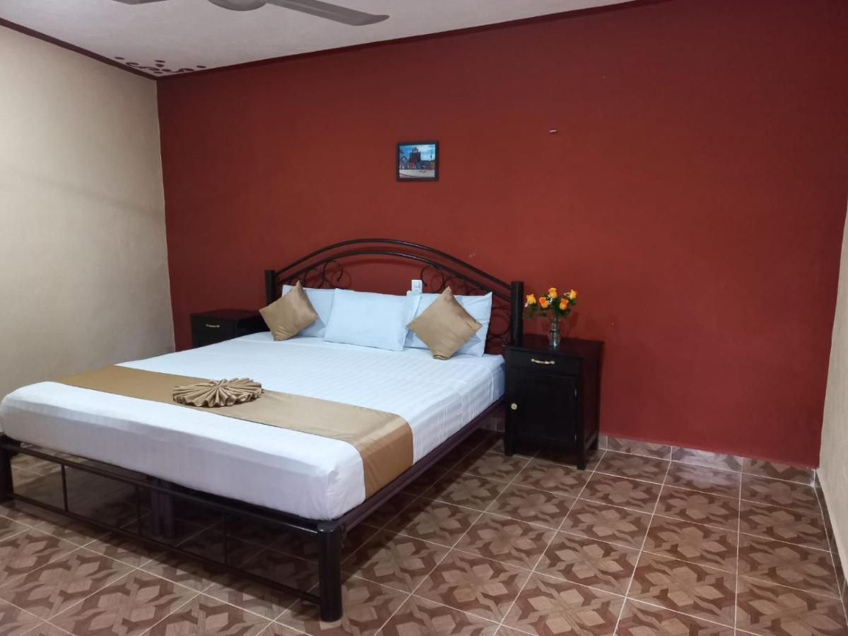 Hotel Don Jacinto Valladolid  Extérieur photo