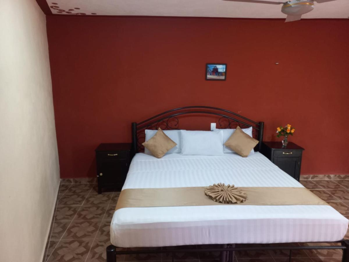 Hotel Don Jacinto Valladolid  Extérieur photo