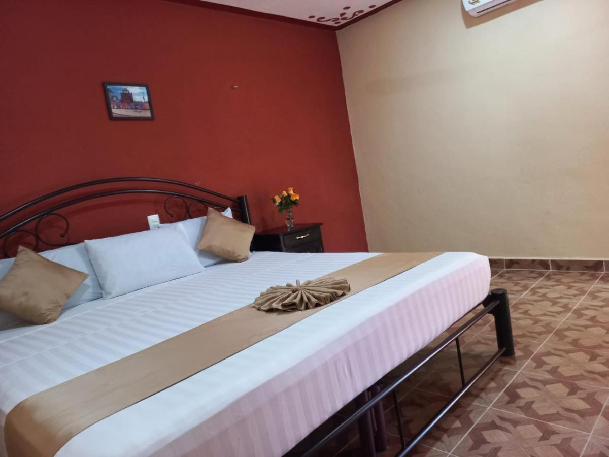 Hotel Don Jacinto Valladolid  Extérieur photo