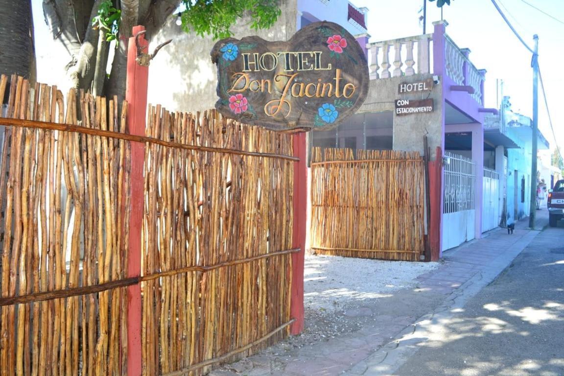 Hotel Don Jacinto Valladolid  Extérieur photo